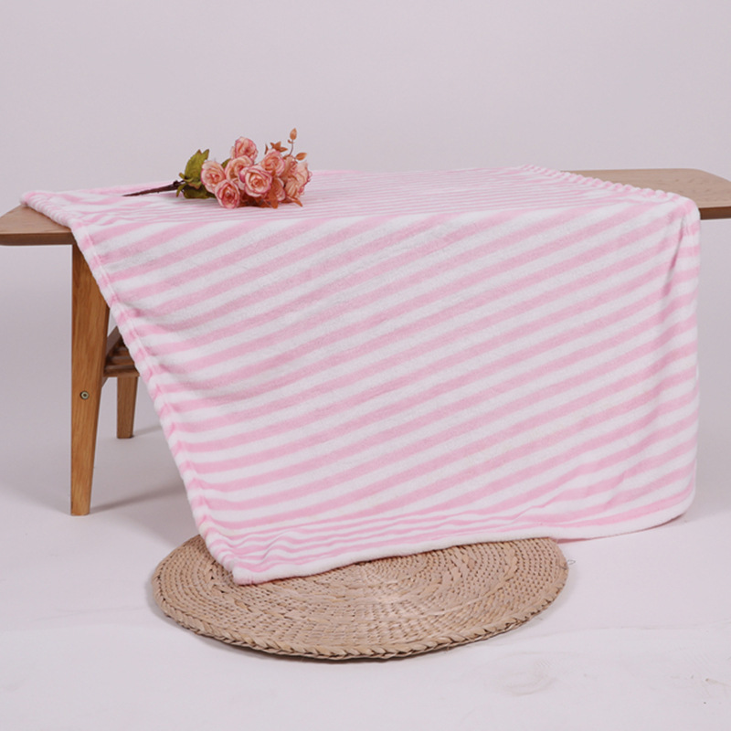 Personalized Warm Pet Blanket for Comfort & Unique | BKPet240