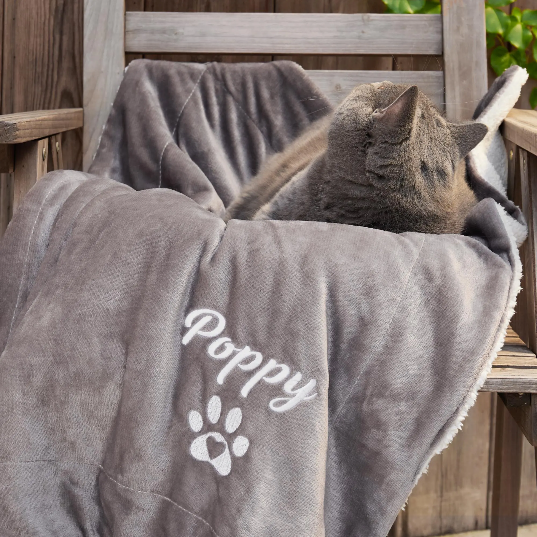Personalized Thick Fleece Pet Blanket for Comfort & Unique | BKPet99