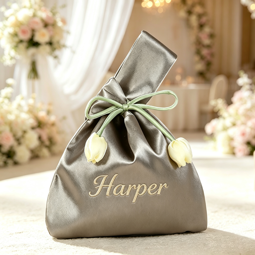 Personalized Embroidered Wedding Favor Wristlet Bag Party Guest Gift Bag | MNGift02