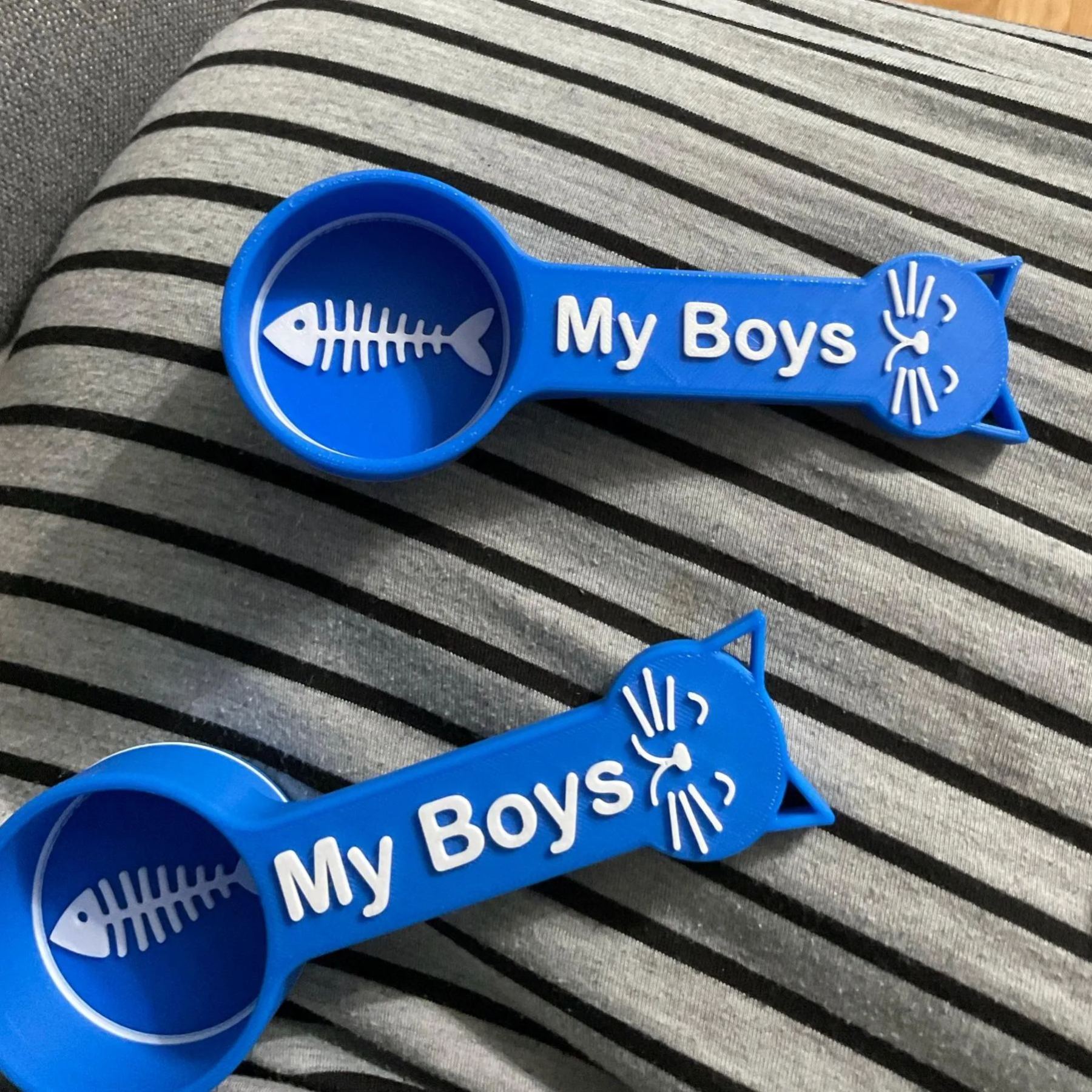 Personalized 3D Printed Fish Bone Cat Food Scoop | BKPet360