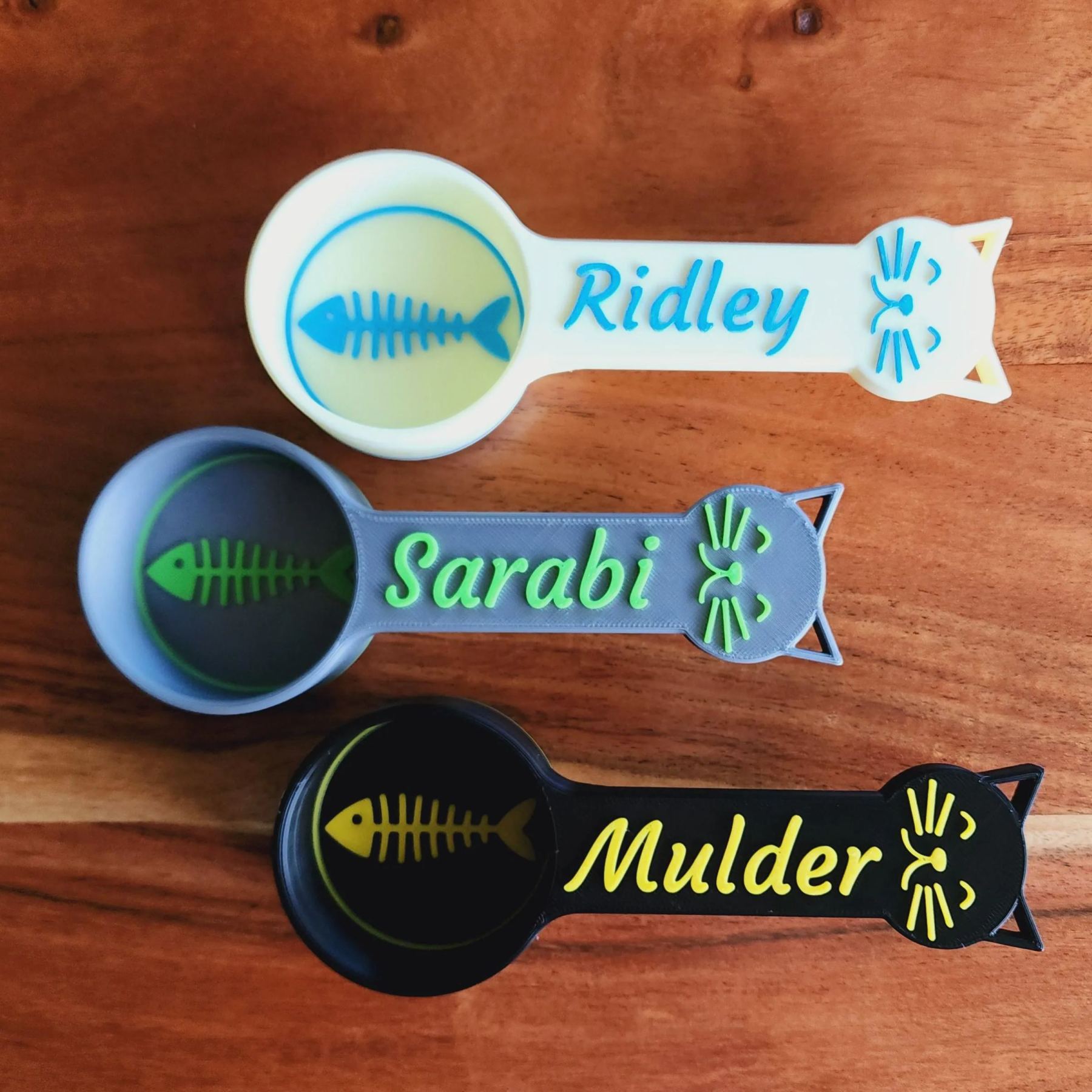 Personalized 3D Printed Fish Bone Cat Food Scoop | BKPet360