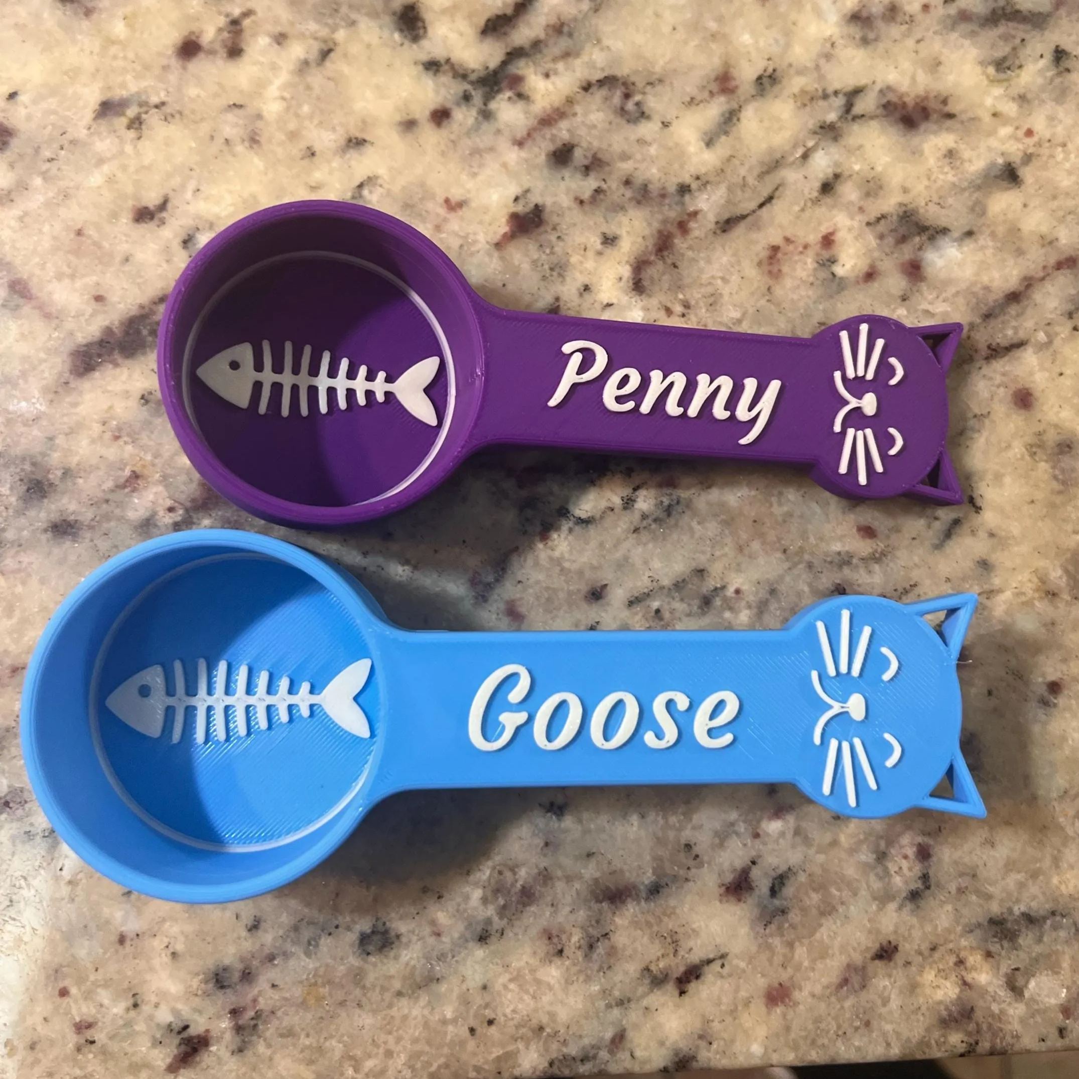 Personalized 3D Printed Fish Bone Cat Food Scoop | BKPet360