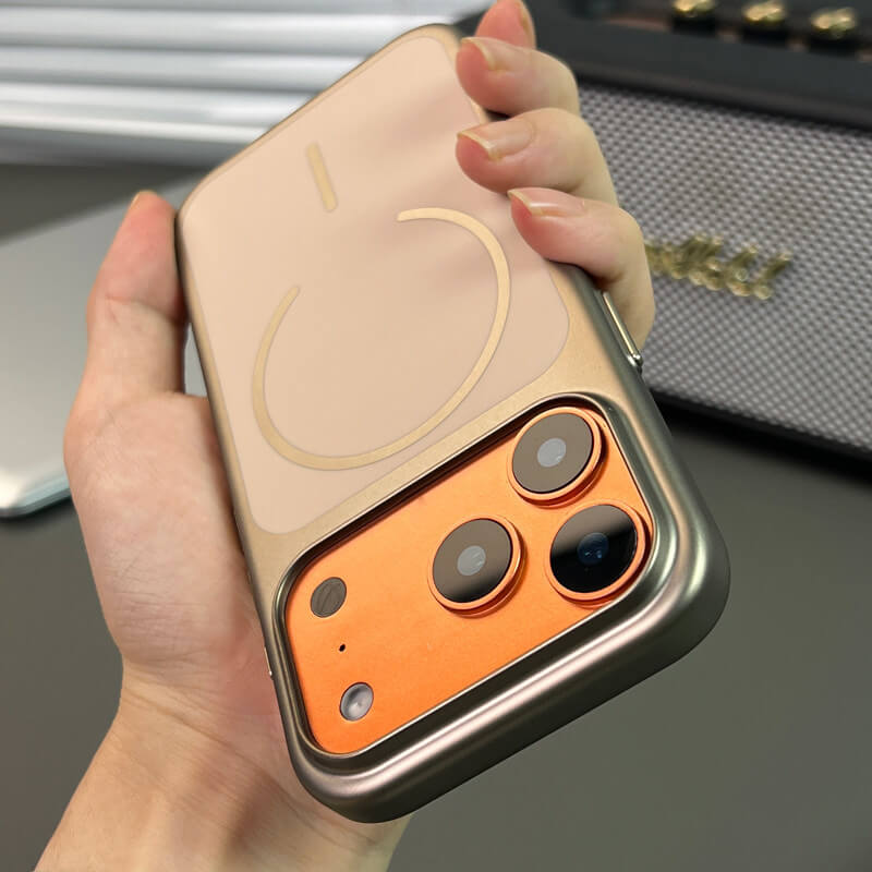  MagSafe Bare-Feel Case New Year Red Edition · 2026