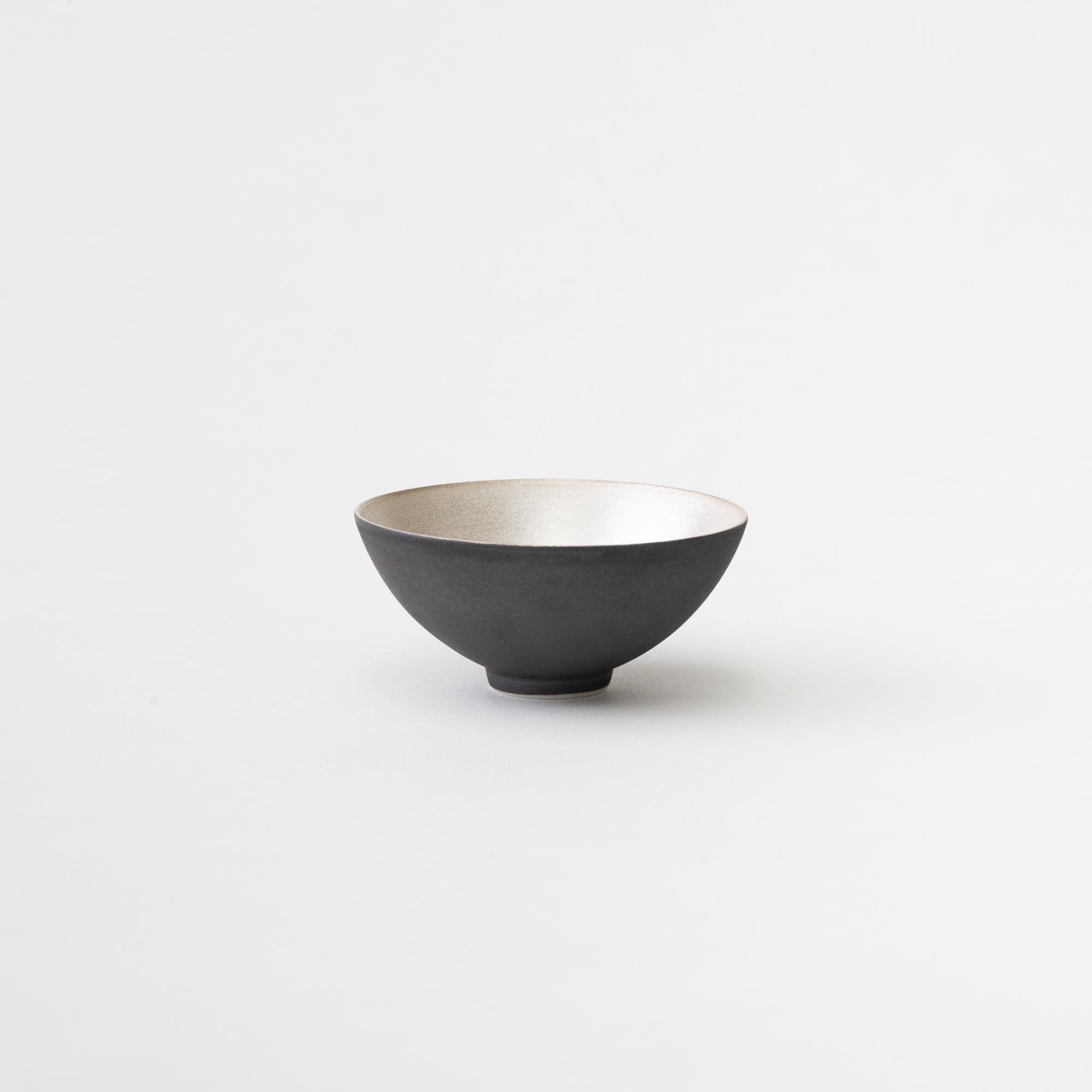 Sake/Tea Cup (Deep) / Black Glaze-Inner