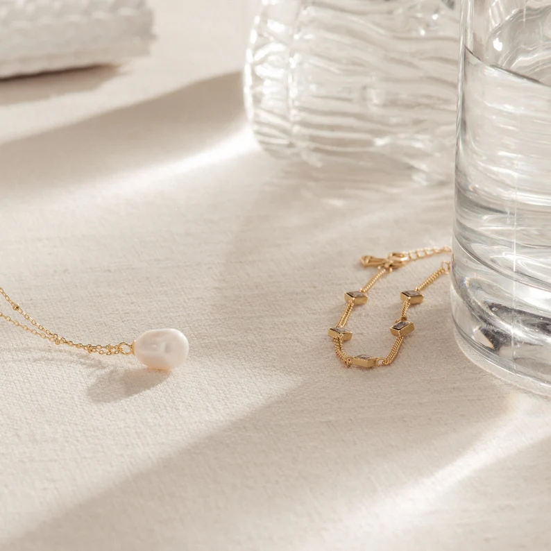 Diamond Curb Chain Bracelet By CaitlynMinimalist • Satellite Gemstone Bracelet • Minimalist Wedding Jewelry • Christmas Gift for Her • BR025