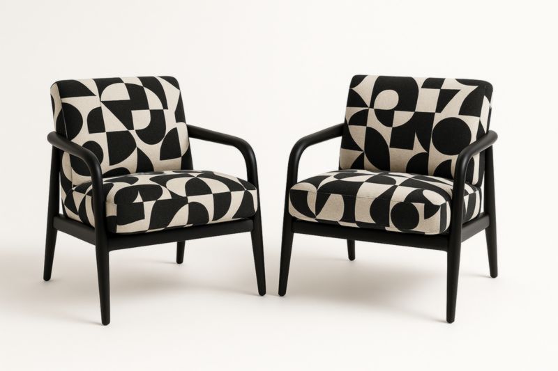 Set Poltrone in Tessuto Geometrico Bianco e Nero con Struttura in Legno-Xenorital