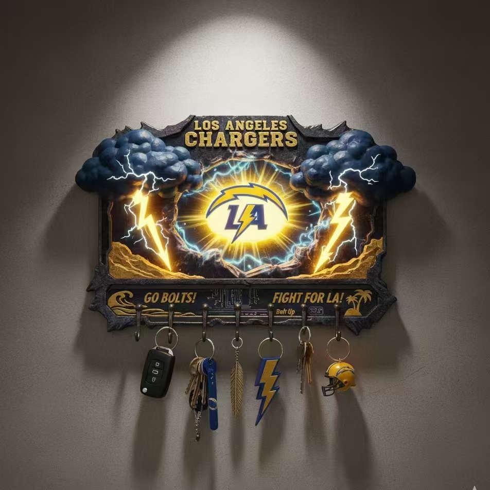 Last day, half price 🏈🌌 Spirit Guardian Wall Key Holder 🔑