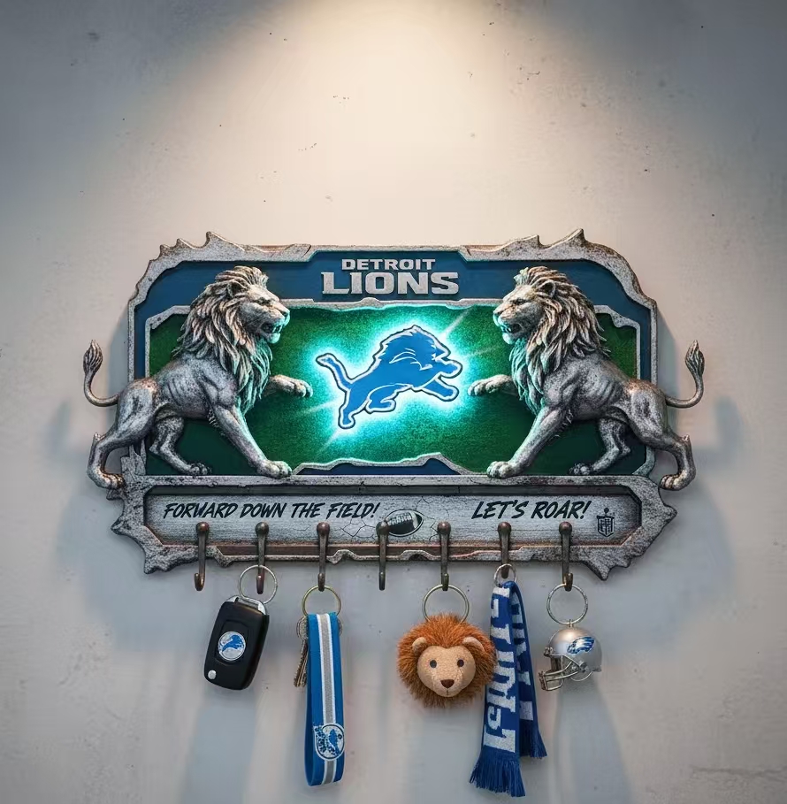 Last day, half price 🏈🌌 Spirit Guardian Wall Key Holder 🔑