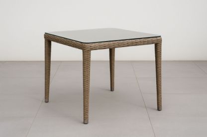 Table de salle à manger de jardin carrée en rotin et verre