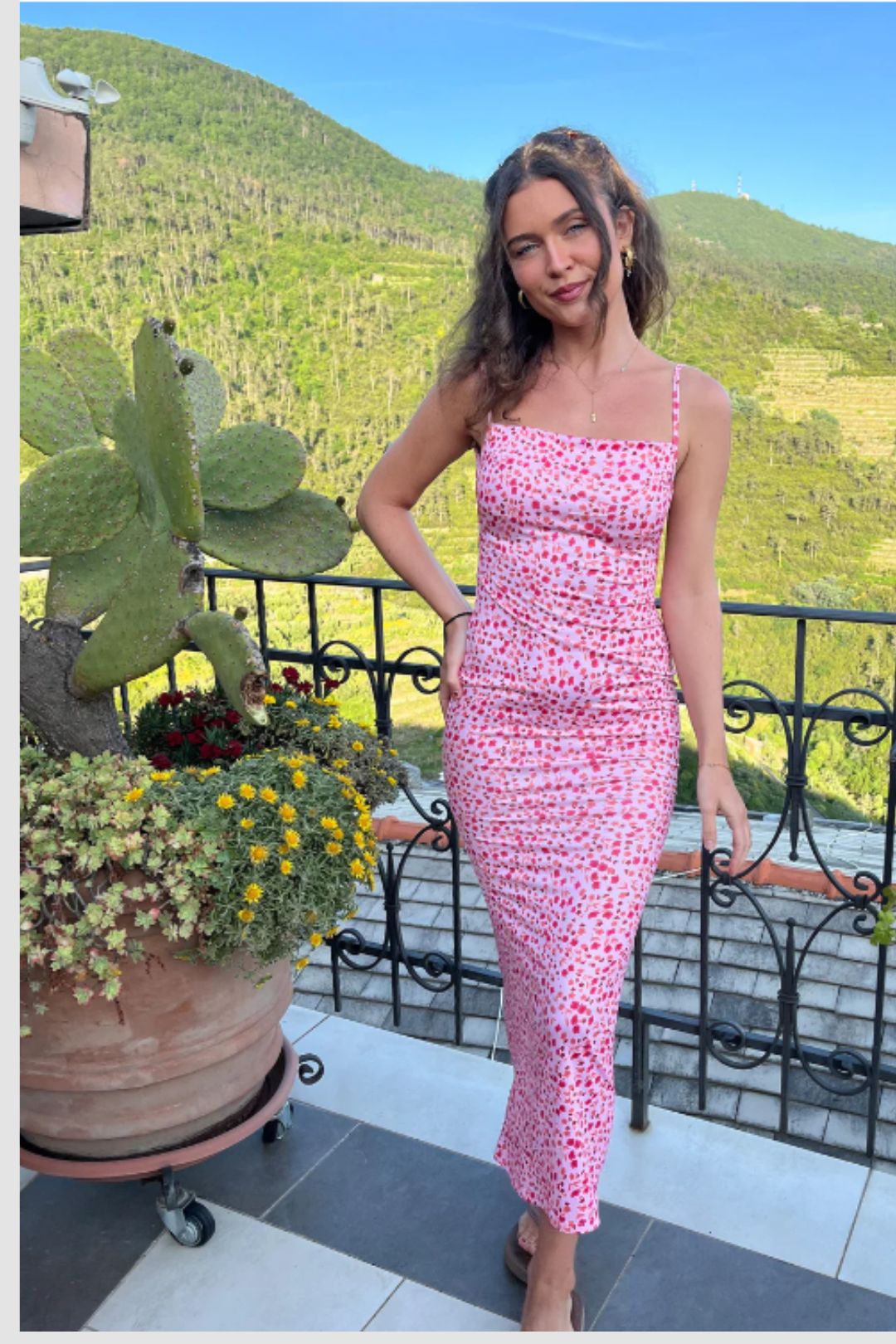 Valefold - Floral Dress