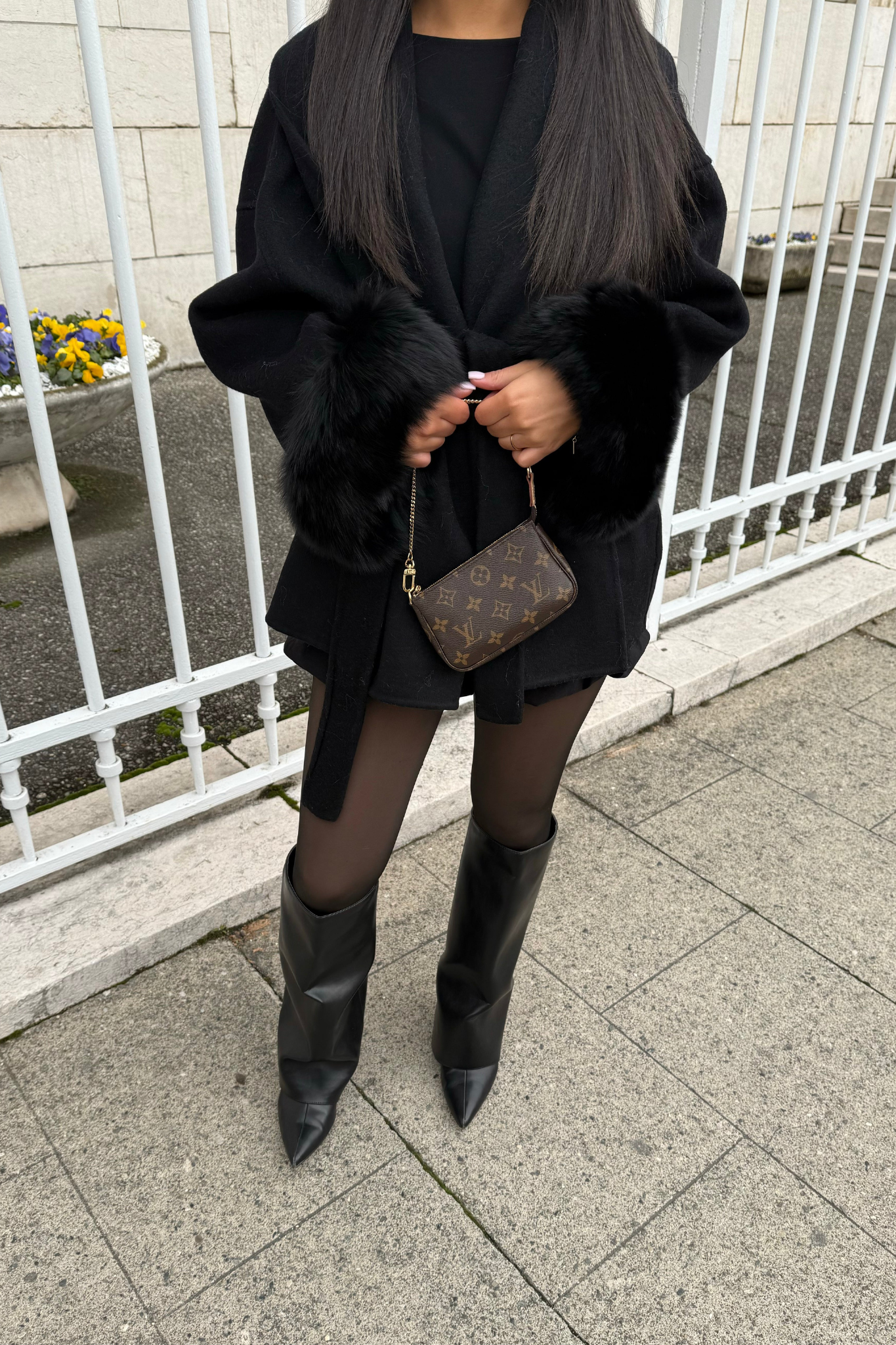 Luxury Wool Coat-Valefold