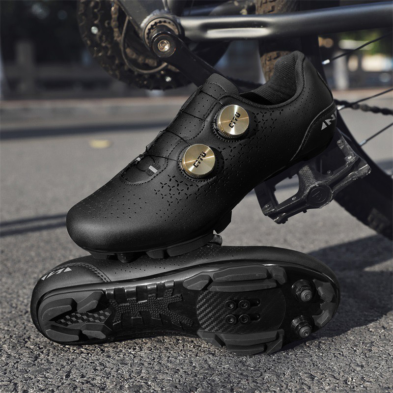black MTB shoes