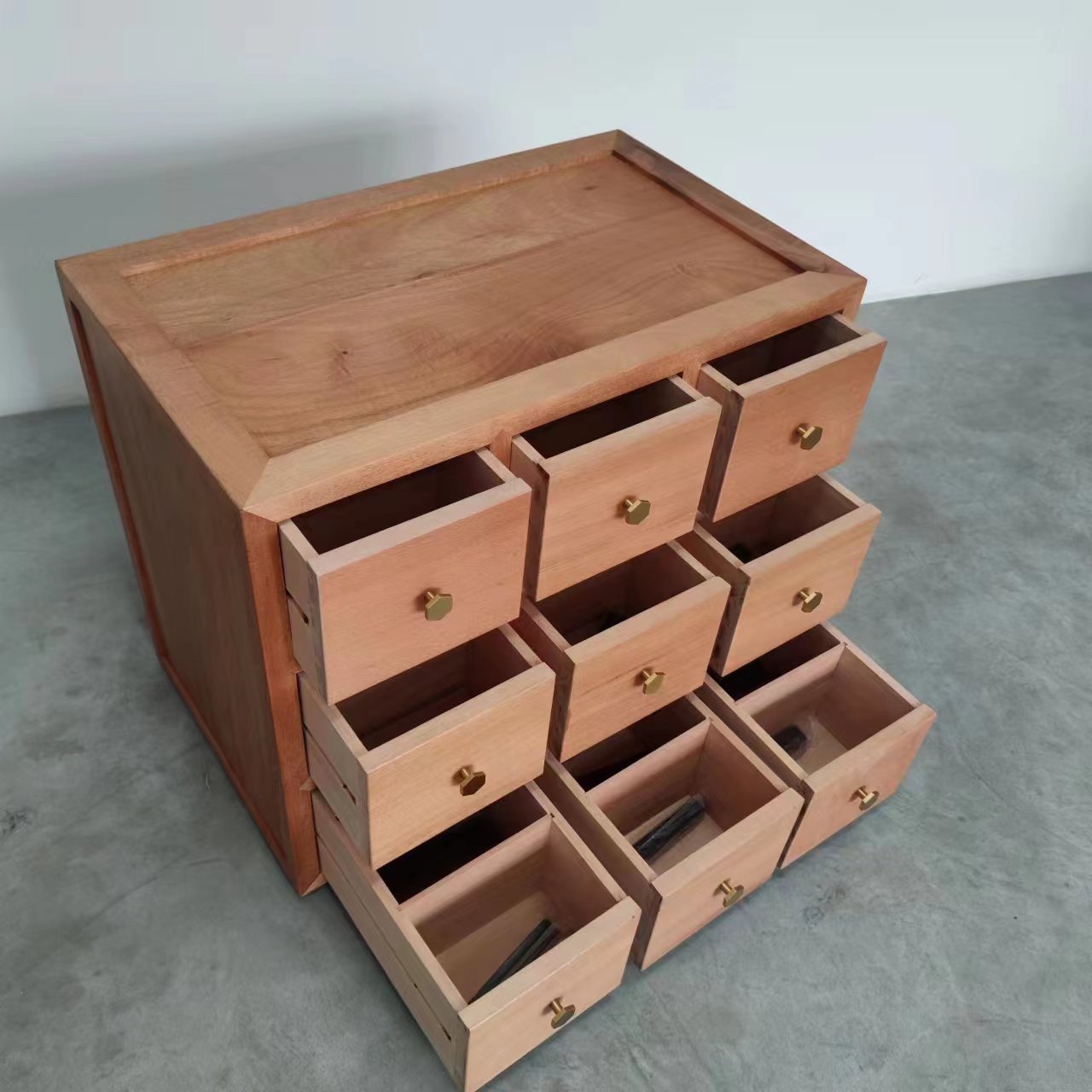 Solid Wood Cigar Cabinet – 1,200-Count Capacity