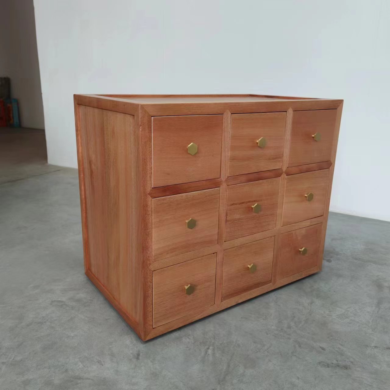 Solid Wood Cigar Cabinet – 1,200-Count Capacity