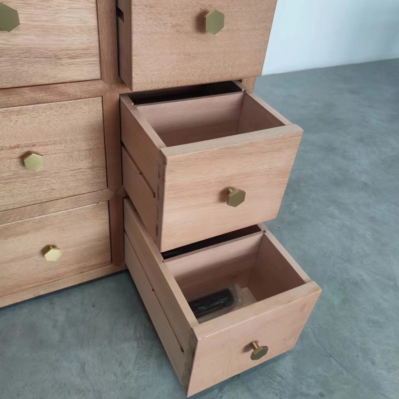 Solid Wood Cigar Cabinet – 1,200-Count Capacity