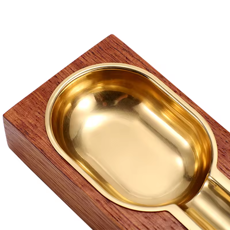 Luxury Wooden Cigar Ashtray with Metal Insert – Single Cigar Rest Design