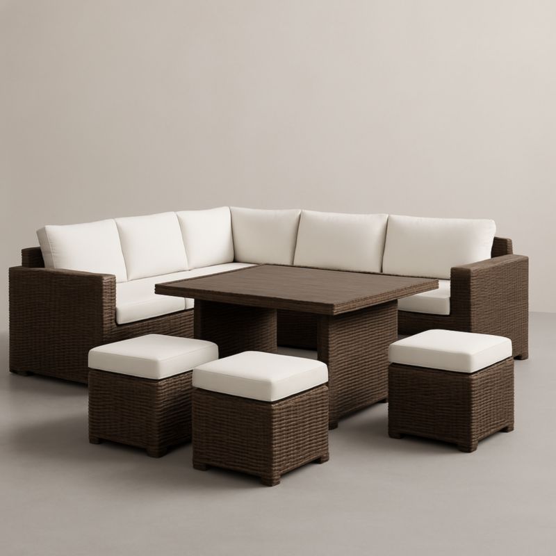 Set Divano Angolare in Rattan Sintetico Marrone con Cuscini Bianchi e Tavolo