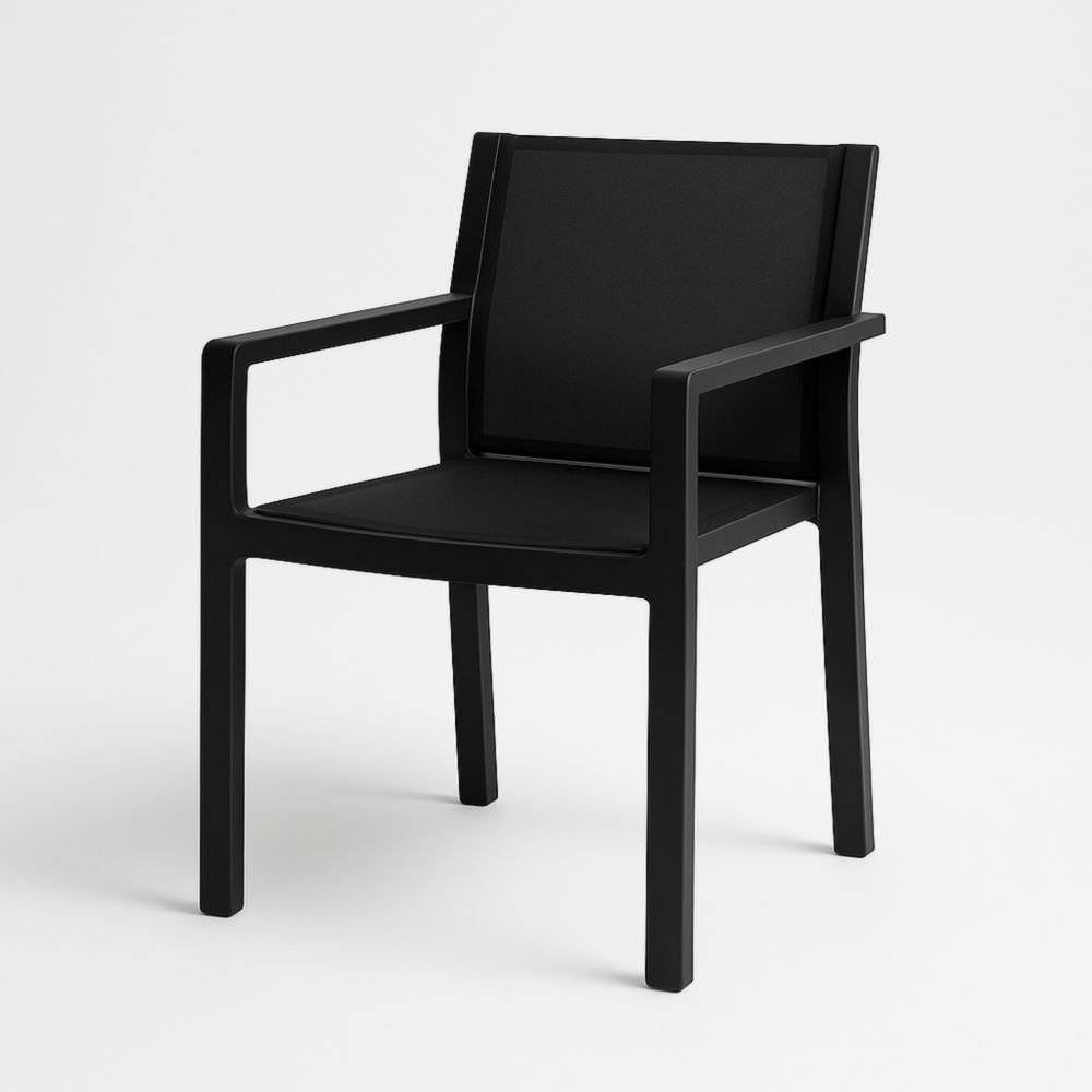Chaise noire avec accoudoirs en polypropylène