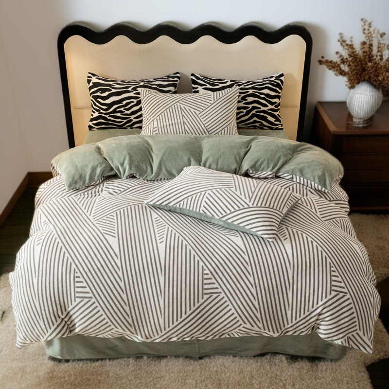 Men's 4-Piece Fleece Bedding Set for Winter, Thick Flannel Duvet and Sheet, Milk Velvet