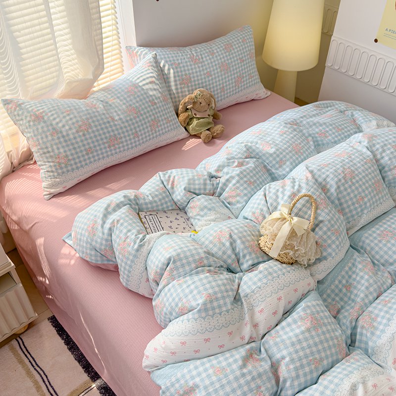 Deluxe Microfiber Jacquard Bedding Set, 4 Pieces – Bed Sheet & Duvet Cover Set