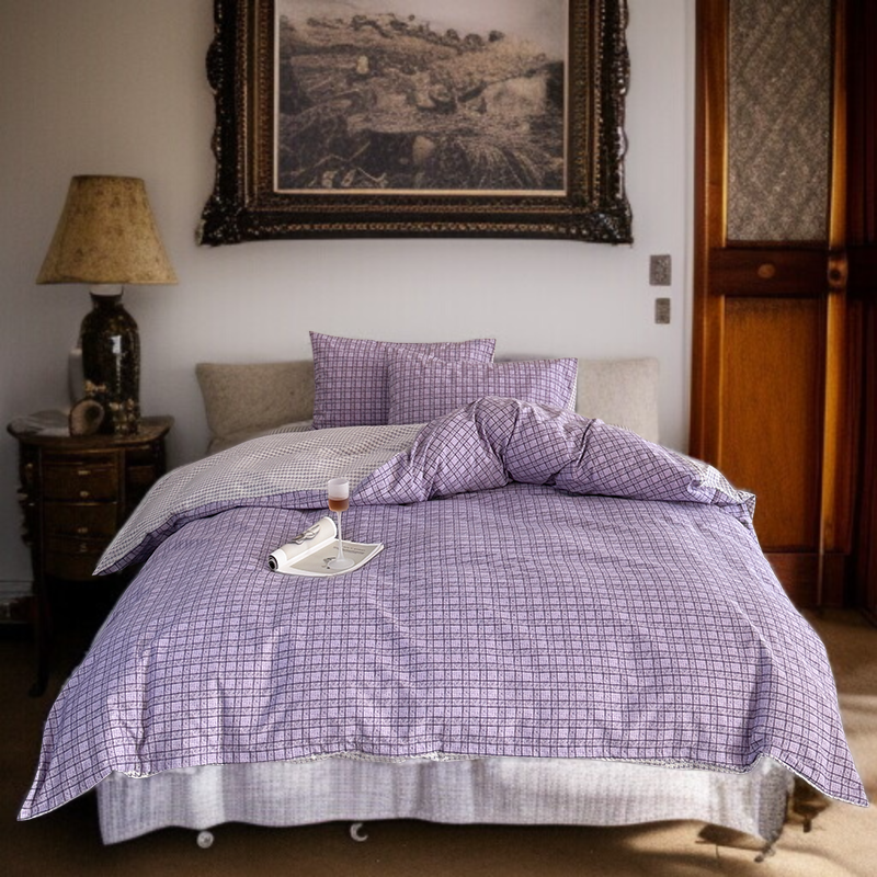 Complete 4-piece bedding set with pillowcases and sheets