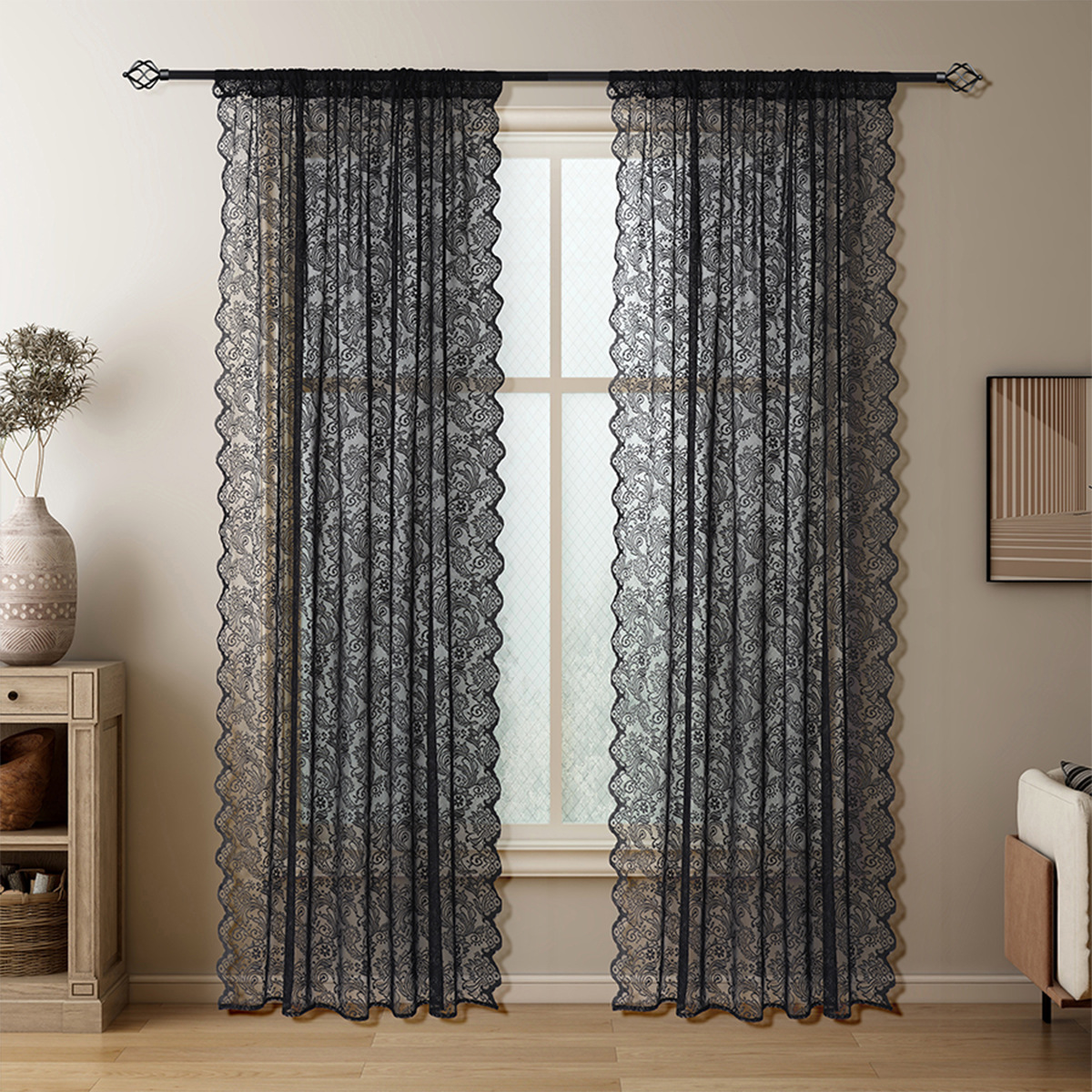 Dekorativer, undurchlässiger Fensterbehang aus Spitze