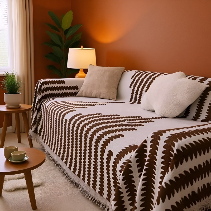 Eleganter Chenille Sofabezug, Anti-Rutsch, für alle Sofaarten geeignet