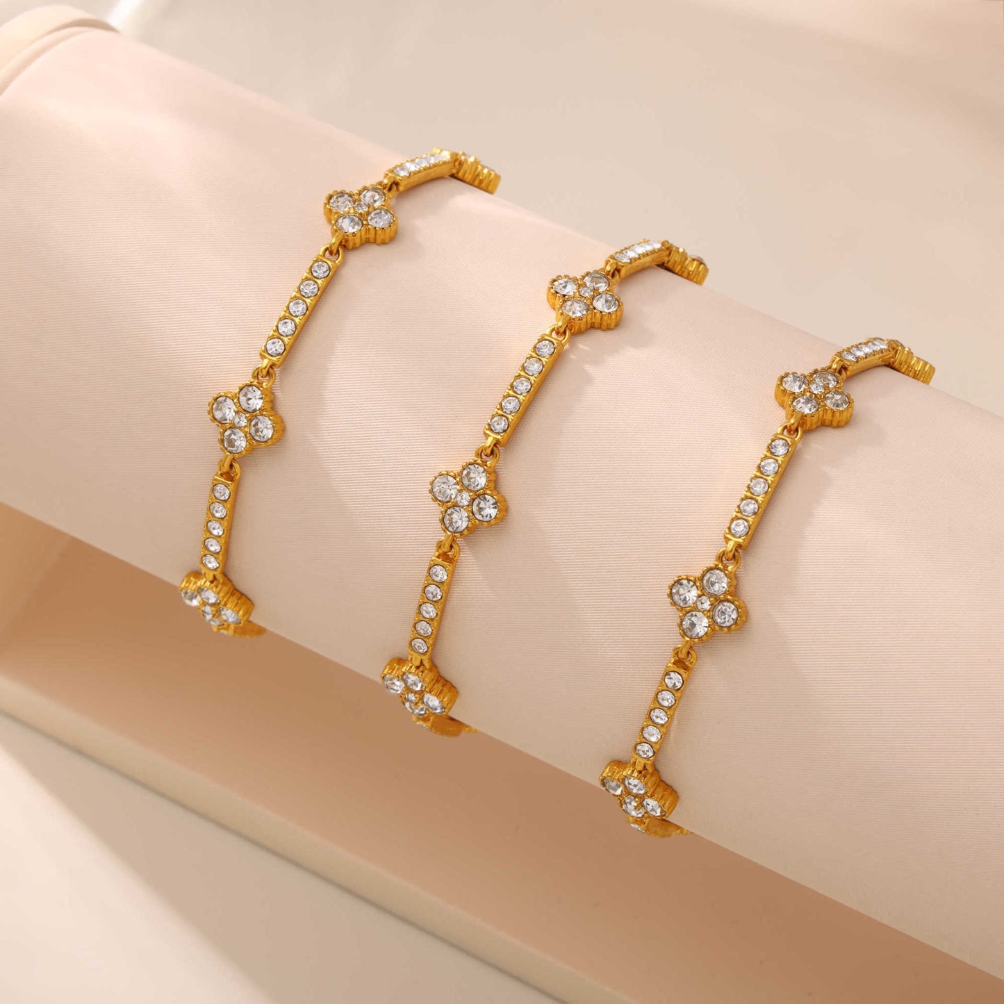 Elowen Clover Bracelet
