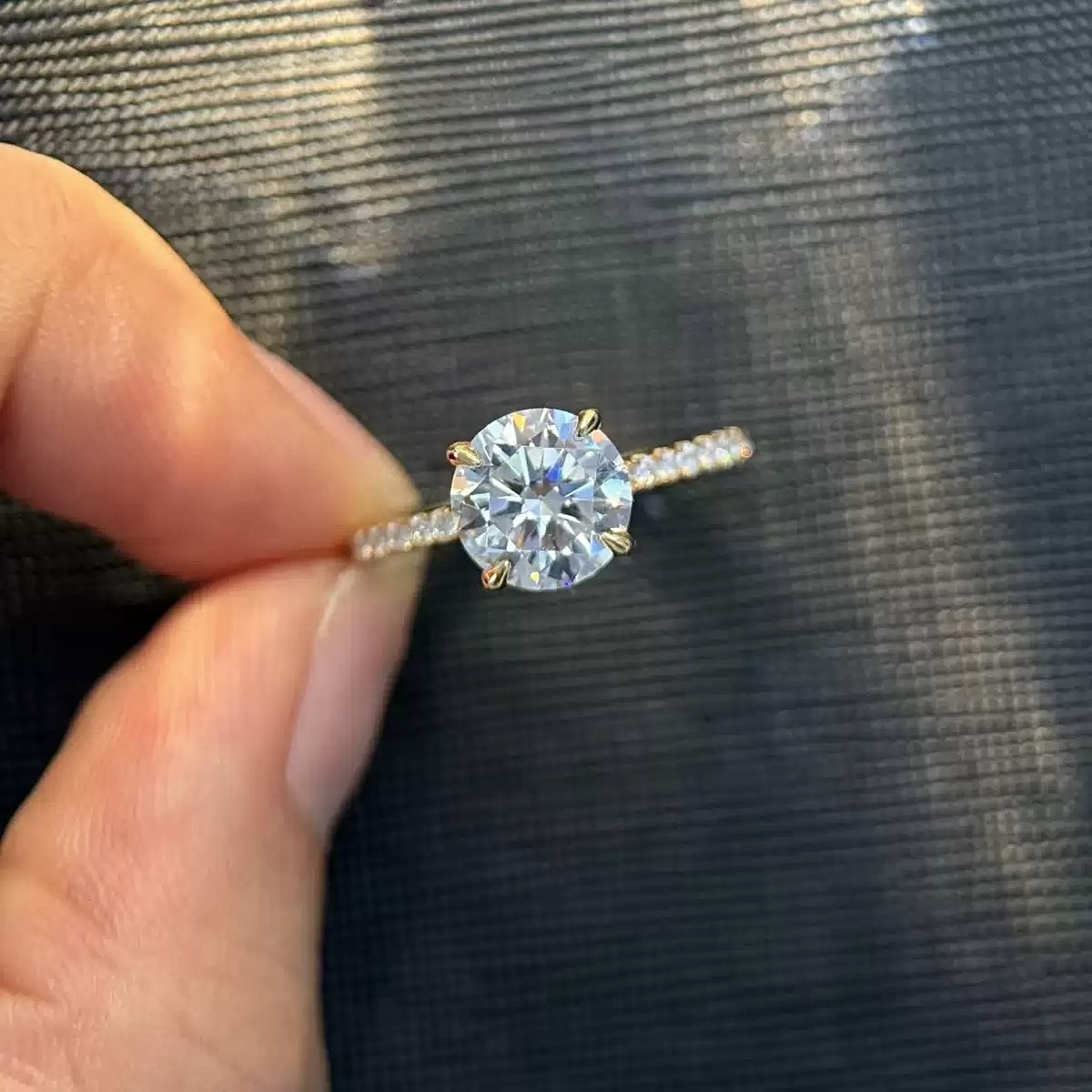 Rosalind Round Moissanite Ring｜925 Sterling Silver