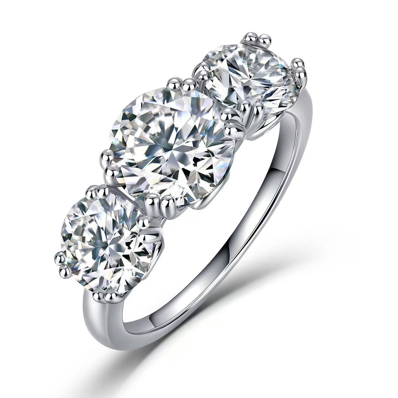 Three Stone Round Moissanite Ring｜925 Sterling Silver