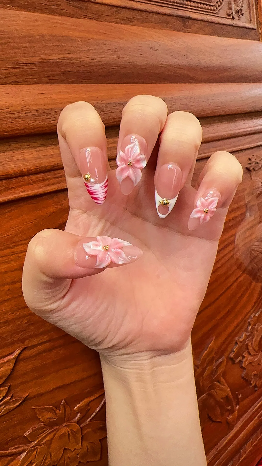 Exclusive Nail Art