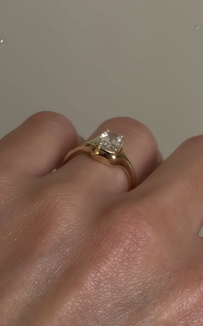 Calli Cushion Moissanite Ring｜925 Sterling Silver