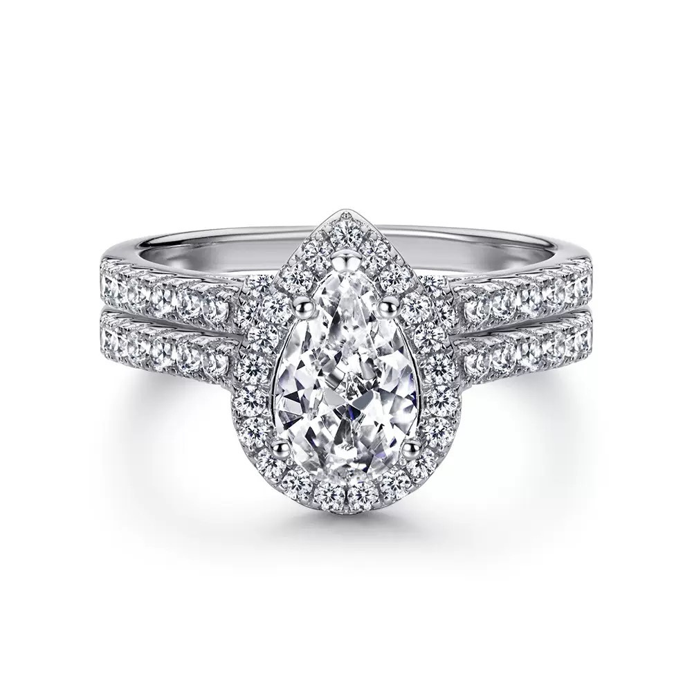 Charis Ring | 925 Sterling Silver