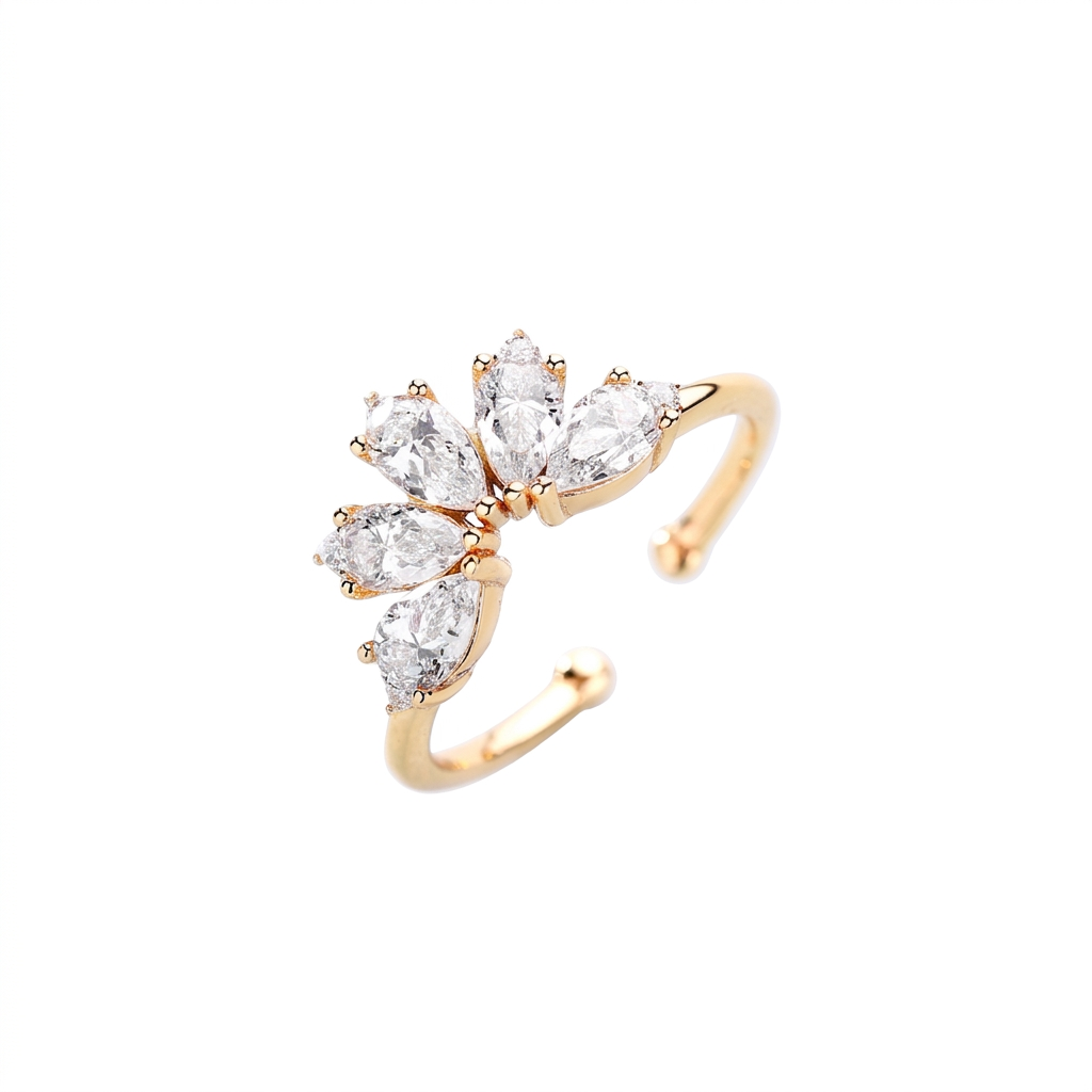 Zuri Vintage court-style crown ring