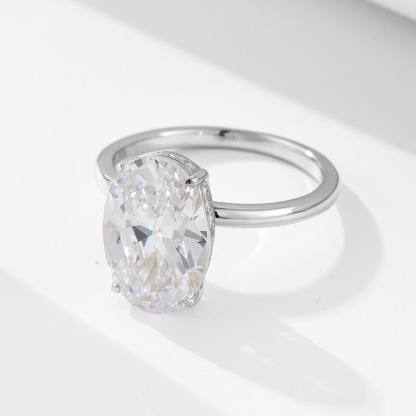Egg-shaped zircon ring