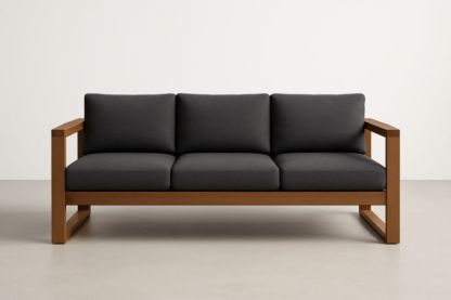 Divano tre posti in legno con cuscini grigi