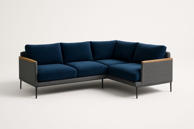 Divano angolare in tessuto blu e grigio con struttura in legno e metallo