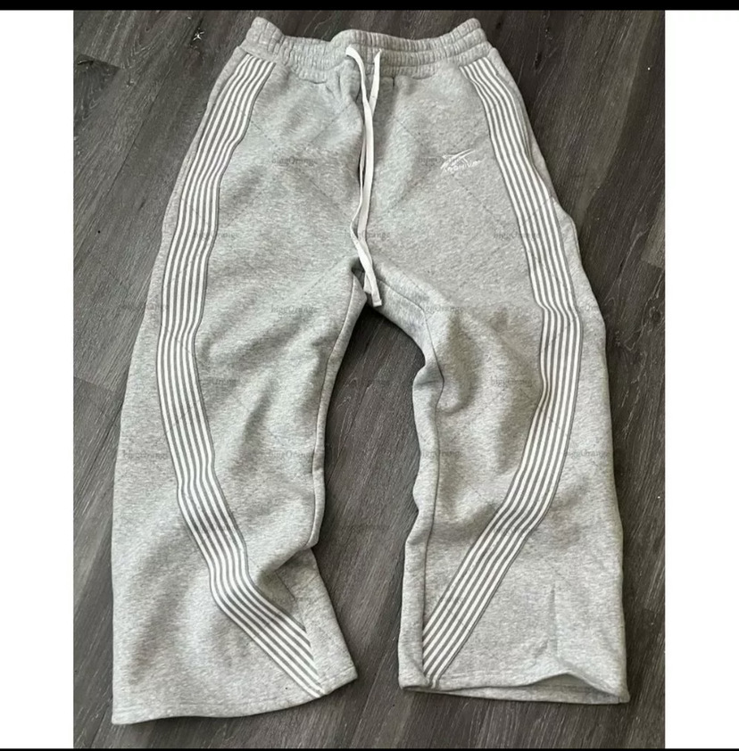 Baggy Curved Wide-Leg Sweatpants
