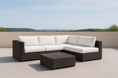 Set Divano Angolare da Esterno in Rattan con Tavolino e Cuscini Bianchi