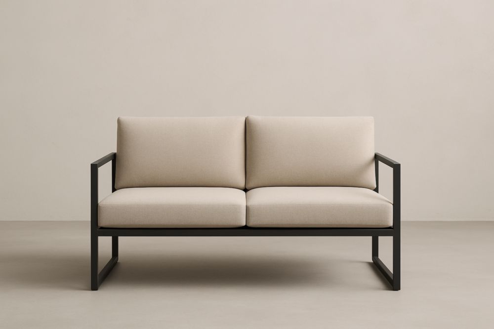 Divano a due posti struttura in metallo con cuscini in tessuto