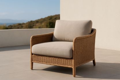 Poltrona da giardino in vimini con cuscini in tessuto grigio