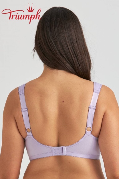 Triumph® 😊 4-dielna sada: Sexy a pohodlná klasická čipkovaná podprsenka, vhodná pre ženy s väčším poprsím.