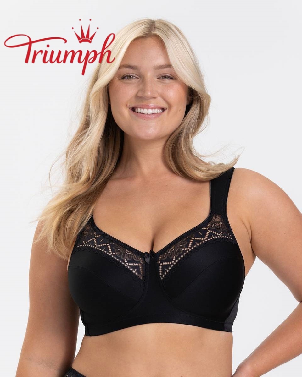 Triumph - 4-dielna súprava 😍 Klasická čiernobiela pohodlná podprsenka s prelamovaným vzorom
