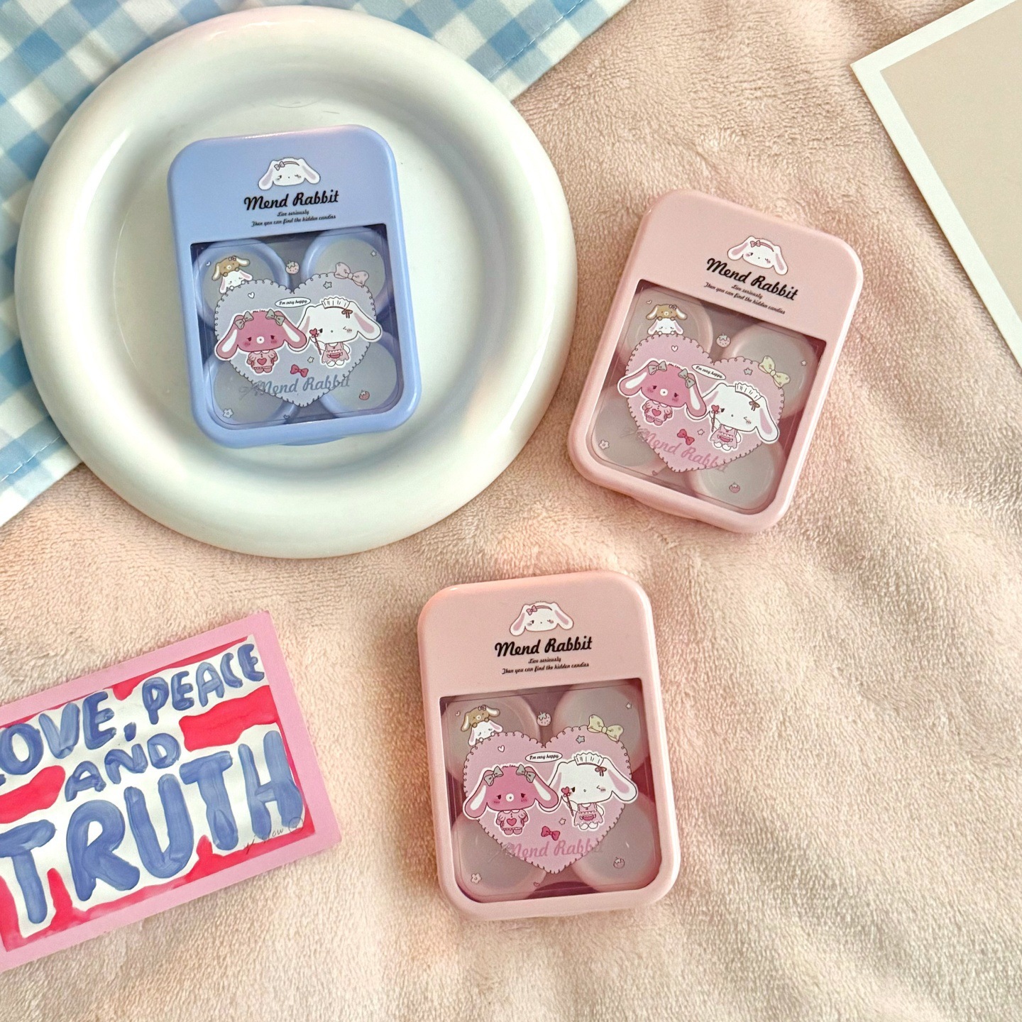 Heartful Mend Rabbit Coloured Contact Lens Case