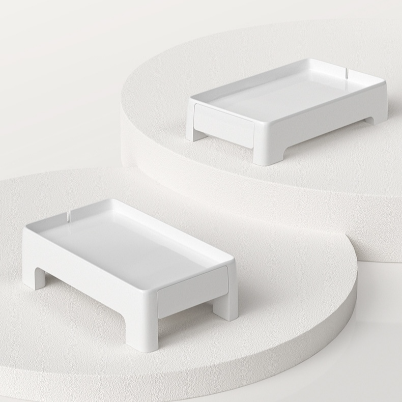 Adjustable height booster cat feeder stand