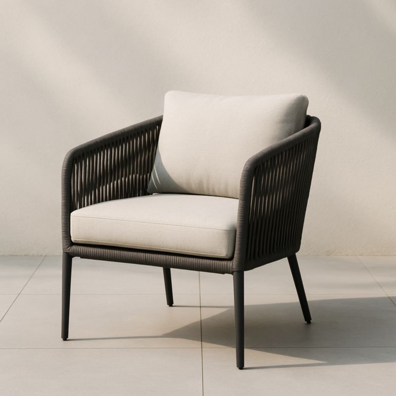 Poltrona da esterno in metallo e tessuto nei colori nero e beige-Yenolirto