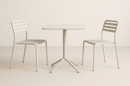 Set da pranzo in metallo bianco per esterni con tavolo e 2 sedie-Kroneliva