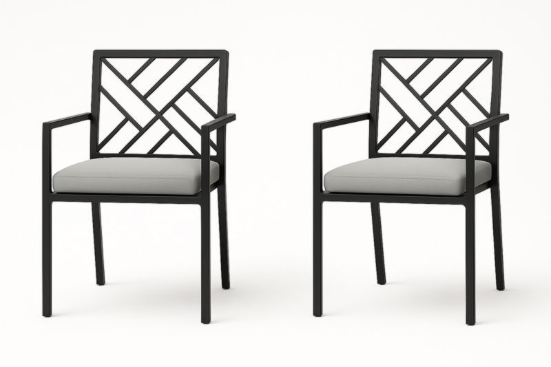 Set 2 Sedie in Metallo Nero con Cuscino in Tessuto Grigio-Kroneliva