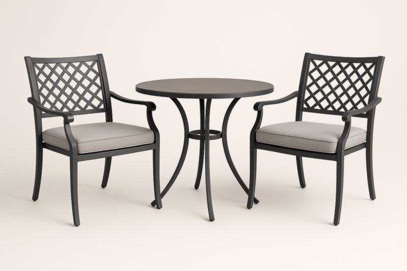 Set tavolo e sedie in metallo nero con cuscini grigi-Kroneliva