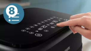 &Eacute;cran tactile avec 8&nbsp;pr&eacute;r&eacute;glages pour une cuisine facile